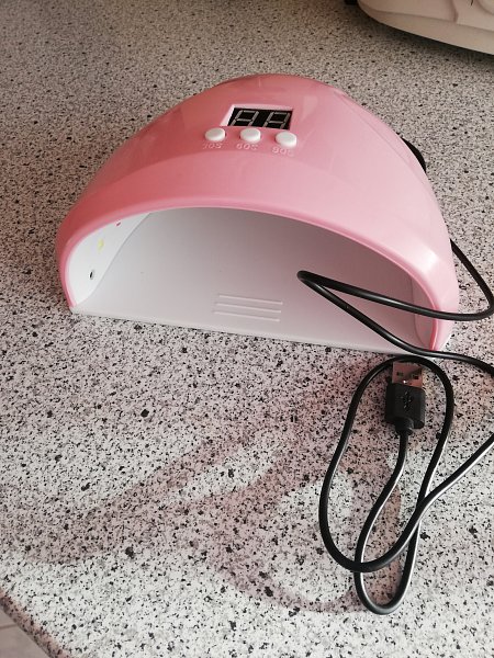 UV LED LAMPA NA NEHTY