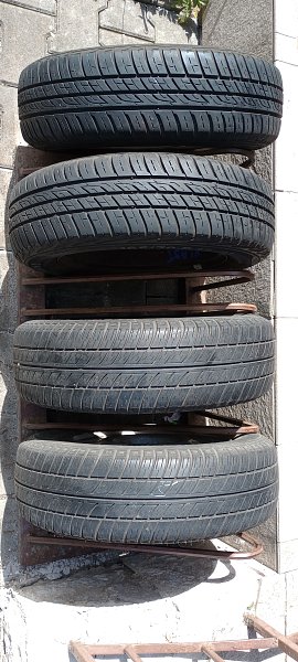 Letní pneu s diskem 165x70 R13