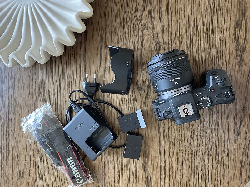 Bezzrcadlovka Canon EOS RP