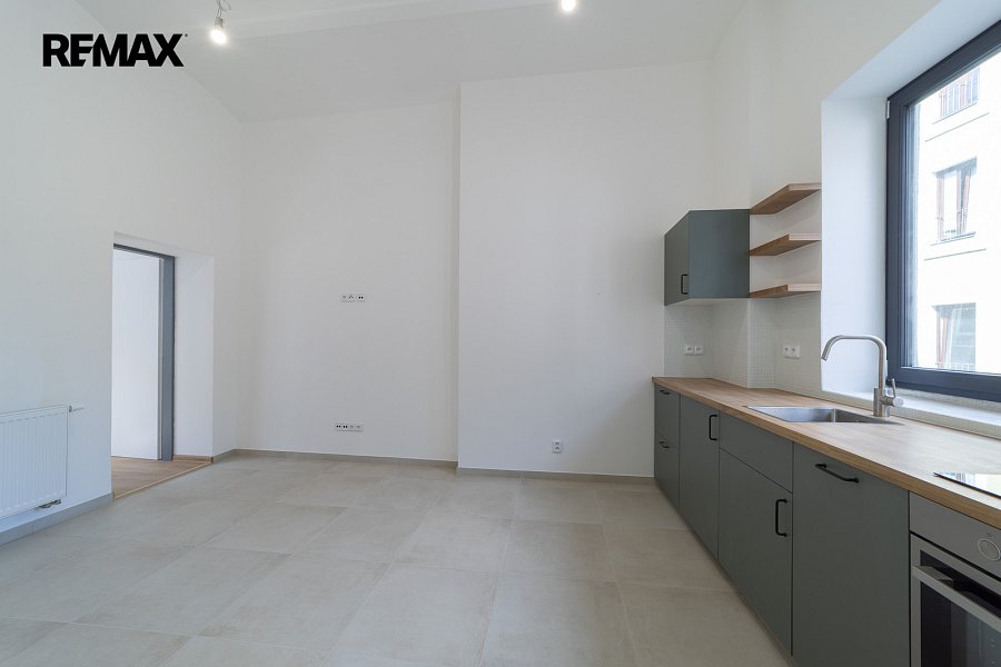 Pronájem jednotky-apartmánu 2+kk