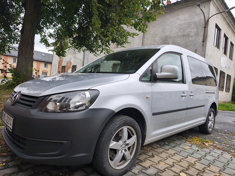 Volkswagen Caddy Maxi 1.6 TDI – 7 míst – pouze 122 000 km – zachovalý stav