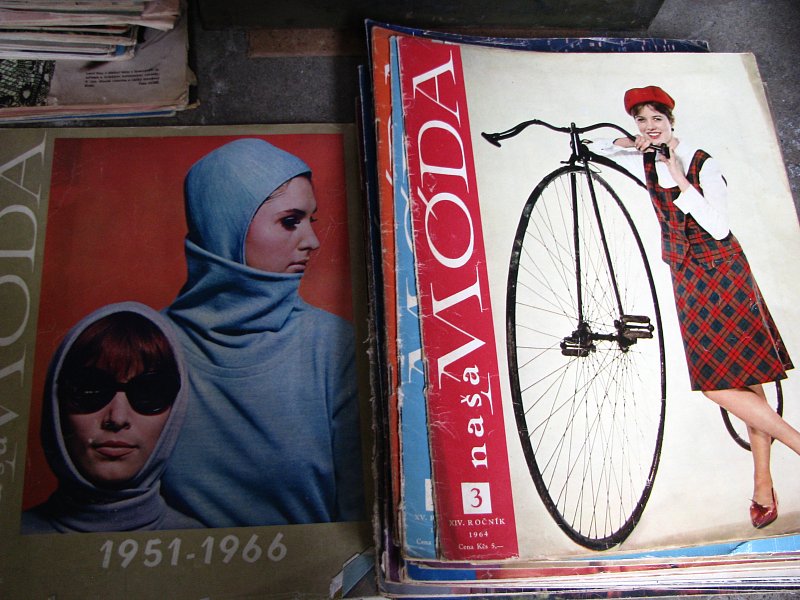 starožitné časopisy Naša Moda - 45 KS
