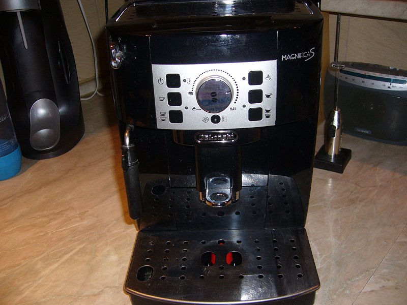 Automatický kávovar DeLonghi Magnifica S