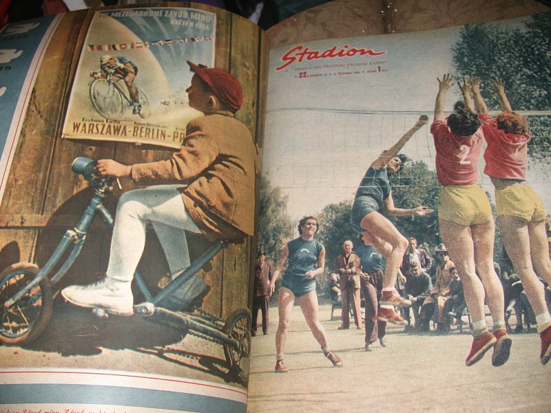 nabízím ročník časopisu stadion - 1954