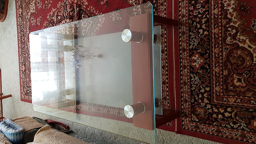 Konferenční stolek