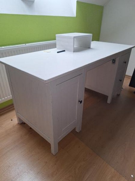 Pracovní stůl Ikea