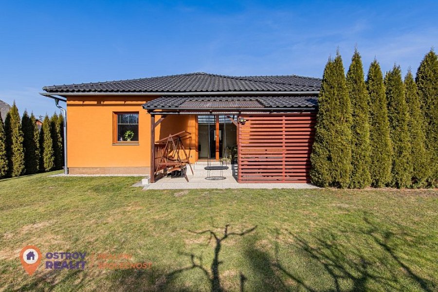 Prodej, rodinný dům - bungalov, 982 m2, Velké Losiny