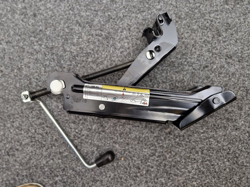 prodám zvedák na  YETI